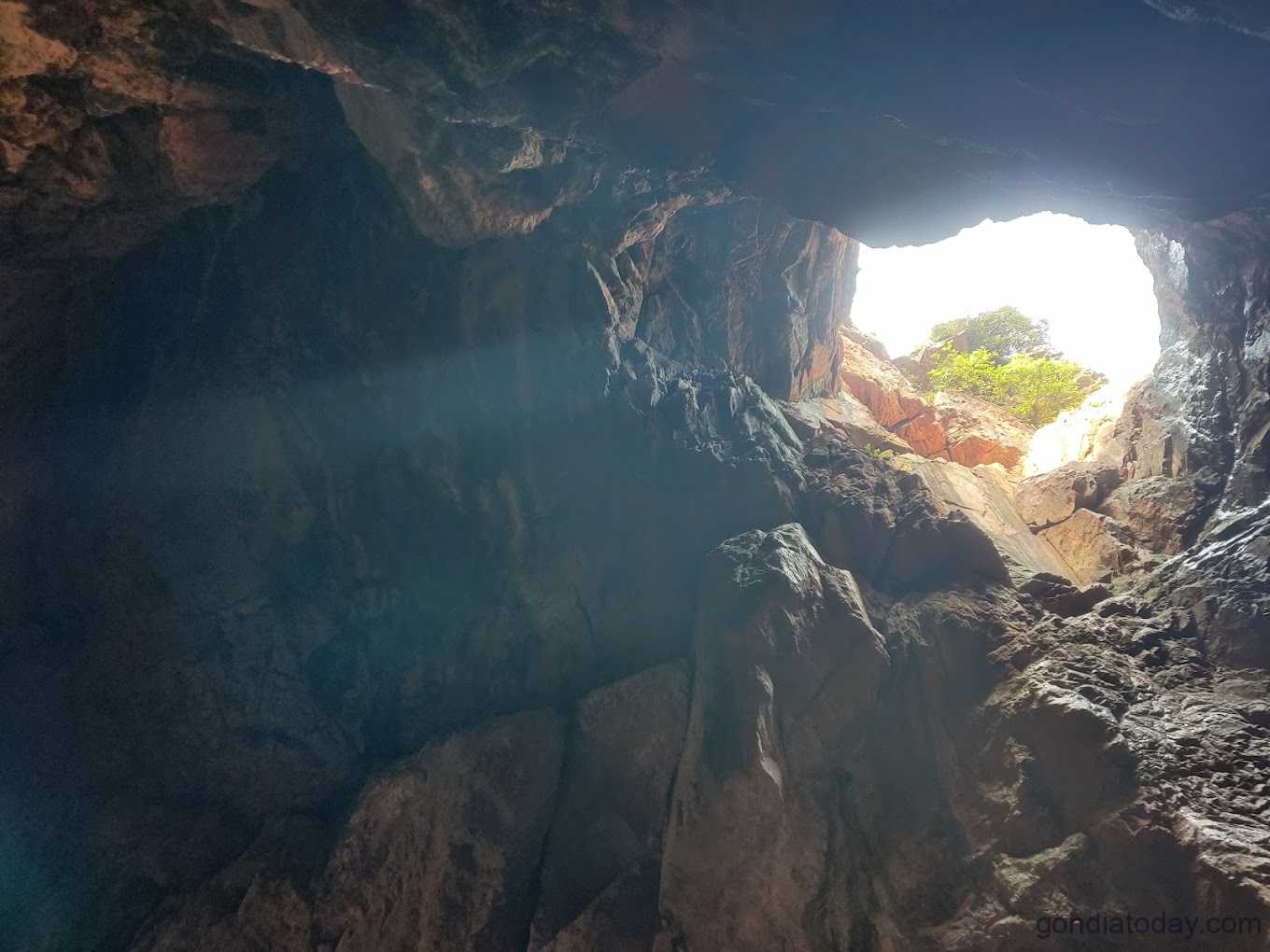 Kachargarh Caves