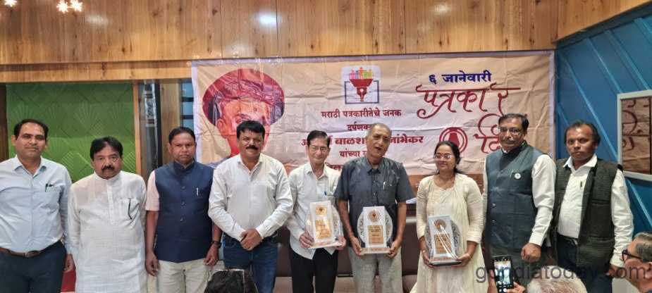 क्रांतीच्या युगात पत्रकारिता आधुनिक होत आहे तरीही वृत्तपत्रांची भूमिका